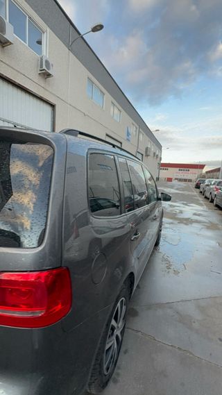 Volkswagen Touran 2013