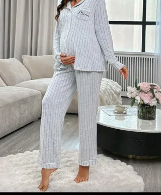 Pijama premamá y postparto. Muy cómodo y calentito