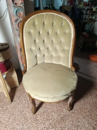 Silla estilo Rococó tapizada