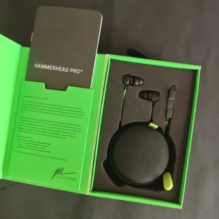 Razer Hammerhead Pro V2 Auriculares