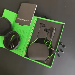 Razer Hammerhead Pro V2 Auriculares