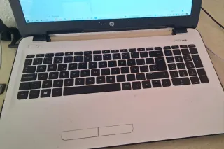 Urge venta.Portatil HP,buen estado, 445Gb, 8Gb RAM