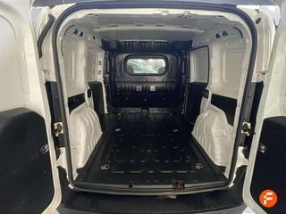 Fiat Doblò Cargo SX 1.3 Mjet 70 kW (95)