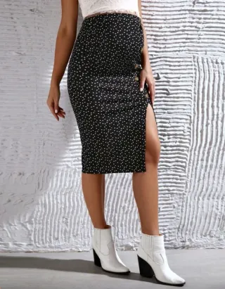 Falda midi con botones y abertura