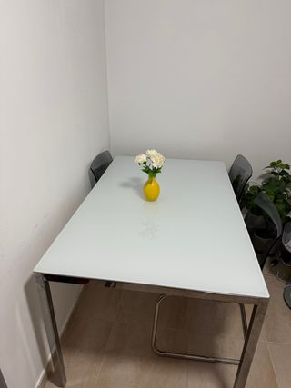 Mesa Comedor Cristal y Metal