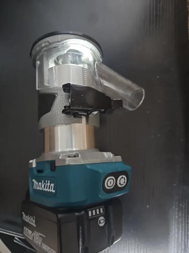 Fresa Makita 18V 6.0Ah