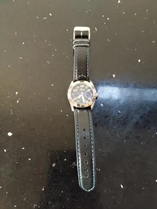 Reloj Lotus Negro y Plateado