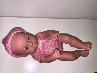 Muñeca bebé pequeño rosa
