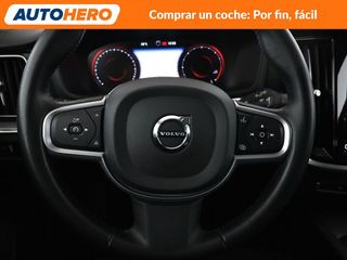 Volvo V60 2.0 B4 Momentum Pro MHEV