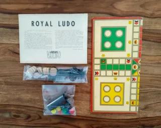 2 Juegos de mesa / Ludo + Damas / Antigüedad