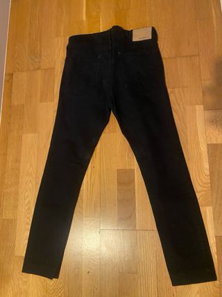 Pull&Bear Vaqueros Negros Rotos Talla 32