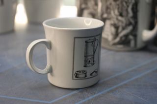 Pontesa. Café Monky. Caffettiere, tazze e piatti. 24 pezzi.