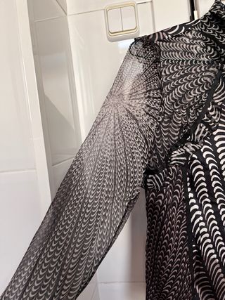 Camisa Mariella Rosati Blanco y Negro