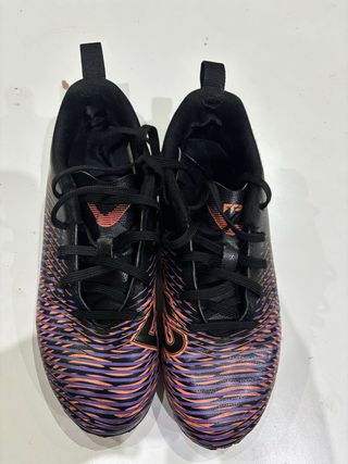 Botas de fútbol Puma Future Talla 32 EUR