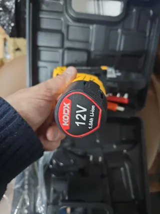 Taladro Atornillador KODX con accesorios