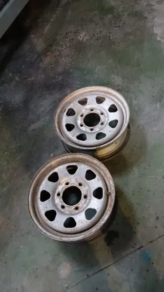 Llantas Nissan