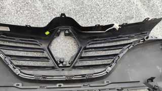 Parachoques Delantero Renault Megane IV