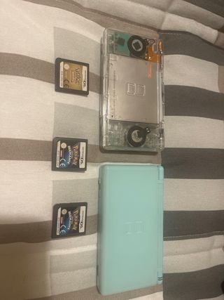 2 Nintendo DS + 3 Juegos Pokémon