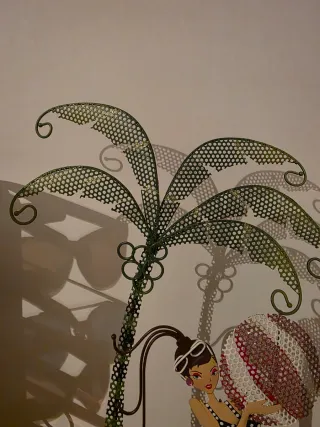 Colgador joyero palmera con figura