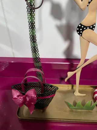 Colgador joyero palmera con figura