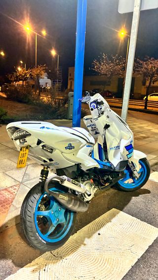 Yamaha Aerox Personalizada