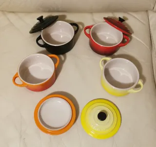 Le Creuset set 4 mini cocotte ceramica coperchio