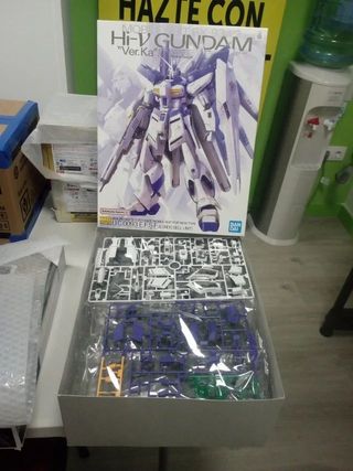MG 1/100 RX-93-V2 HI-NU GUNDAM VER KA – Nº 183