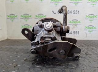 Bomba de dirección nissan trade 104973