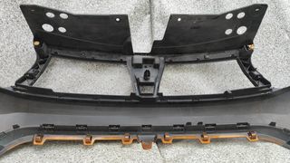 Paragolpes Dacia Duster I 620221776R Naranja