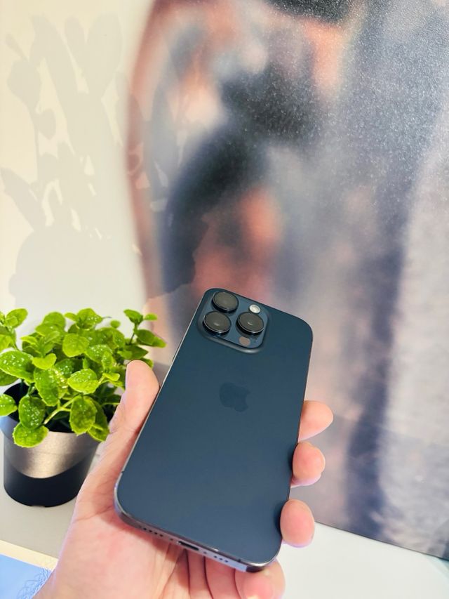 iPhone 15 Pro 128GB - Batería 88%