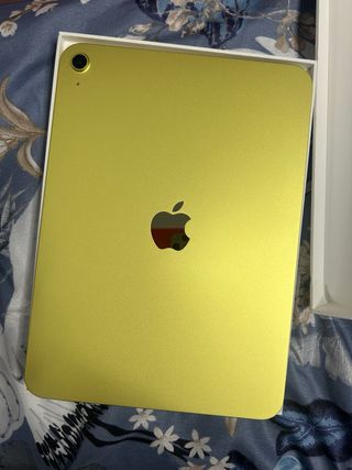 iPad 10 Amarillo