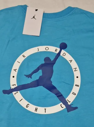 Camiseta Jordan Flight Club Manga Larga Azul.