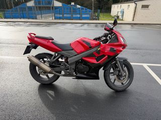 Moto 125cc Roja Deportiva