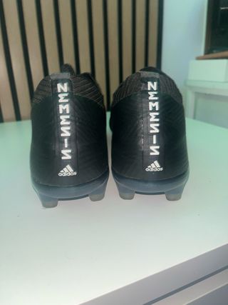 Botas de fútbol Adidas Talla 40.5 Negras
