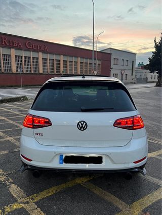 Volkswagen Golf VII GTI Performance DSG6