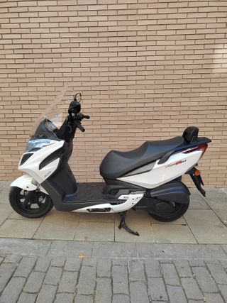 KYMCO YAGER GT 300i