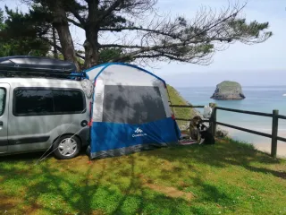 Mueble camper para furgoneta con avance