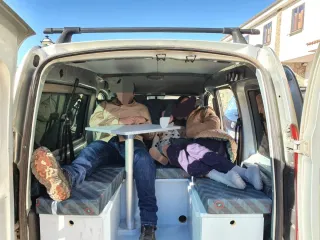 Mueble camper para furgoneta con avance