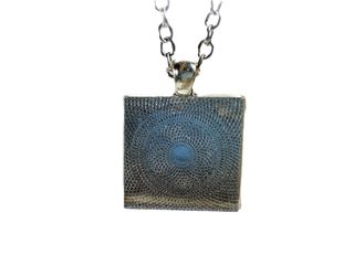 Collar de electronite / orgonite cuadrado