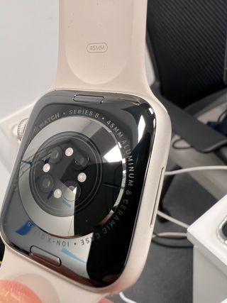 Apple Watch 8 GPS+Celular 45mm Plata