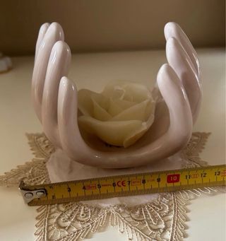 Portacandele mani ceramica beige