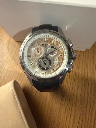 Reloj Tissot original de cuarzo NO NEGOCIABLE