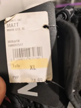 Guantes Matt Negros y Rojos