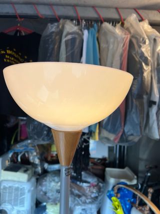 Lampada da terra design moderno