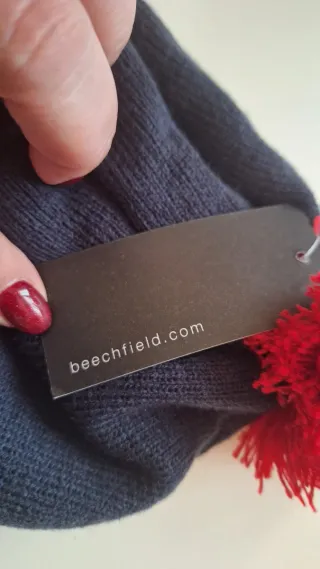 Berretto Beechfield uomo blu con pompon rosso