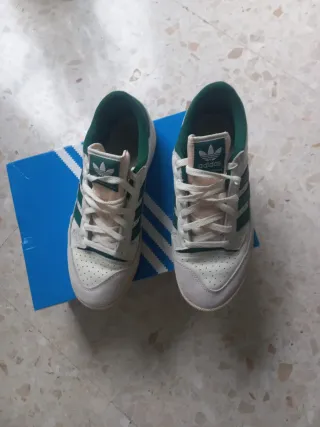 Adidas Forum Low Centennial Blancas y Verdes