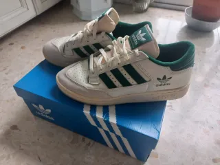 Adidas Forum Low Centennial Blancas y Verdes