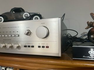 Amplificador Accuphase E-207 Plata