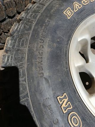 Ruedas Mickey Thompson MTX 33x12.50 R15