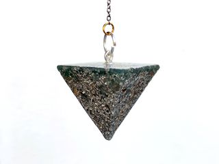 Péndulo artesanal de electronite